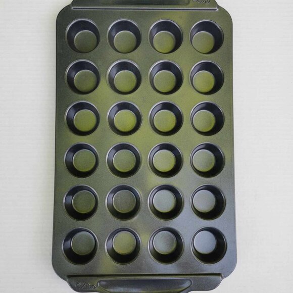 Wilton 24 Cup Mini Muffin Pan Set of 2 - Picture 3 of 3